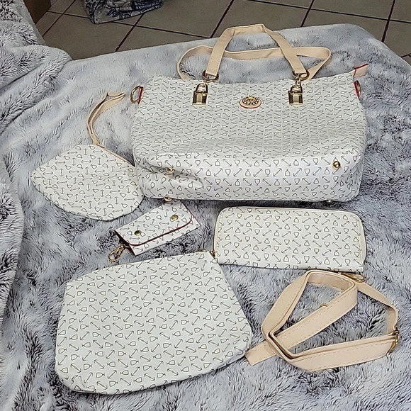 New Without Tag 5 piece‎ bag set - Picture 1 of 3